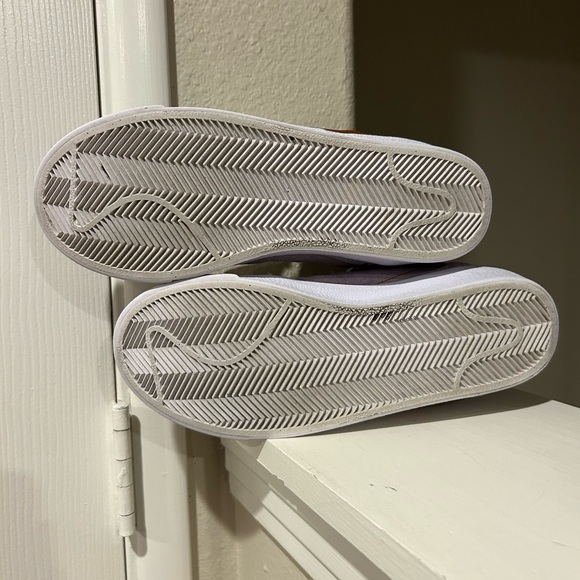 NIKE Blazer Youth Size 6Y Mid 77 Barley Grape Metallic Copper DQ6084 500 - Picture 7 of 9